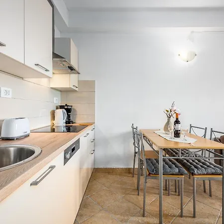 With A Swimming Pool Drenje, - 22992 Apartman *