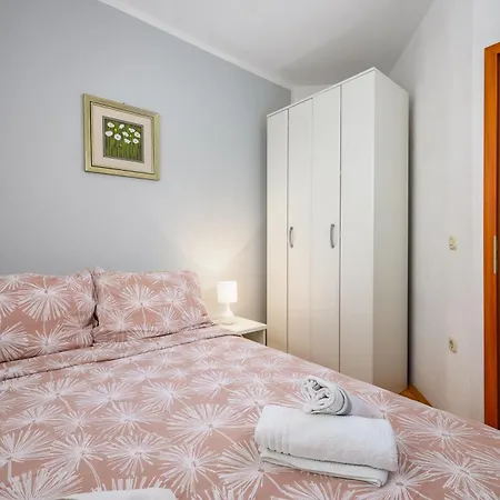 Family-friendly With Swimming Pool Drenje, - 22992 * Labin (Istria)